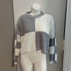 moon & madison Two-Tone Gray and Cream Sweater